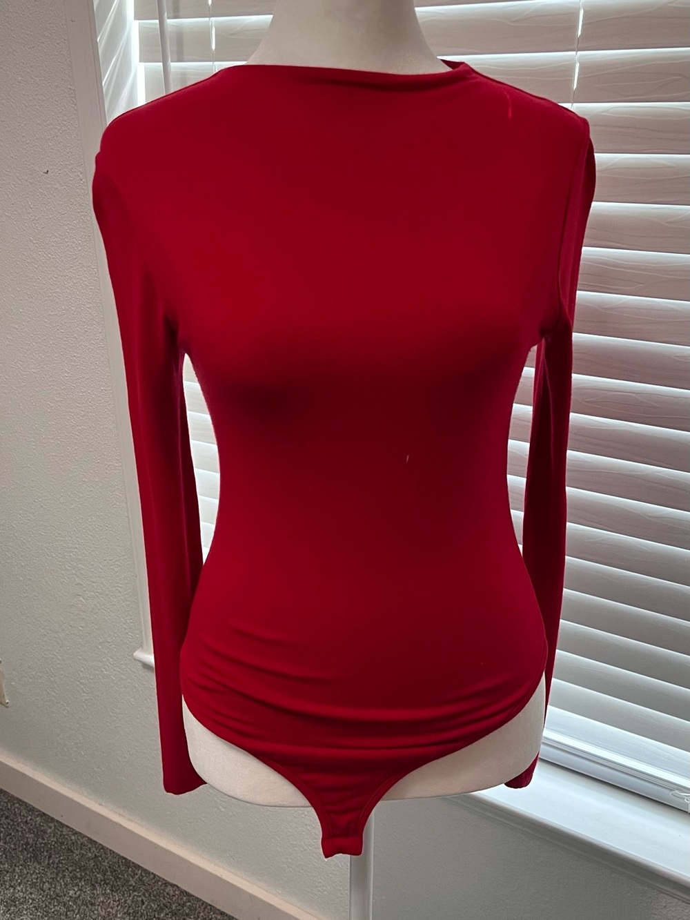 Source Unknown Red Long‑Sleeve Crewneck Bodysuit